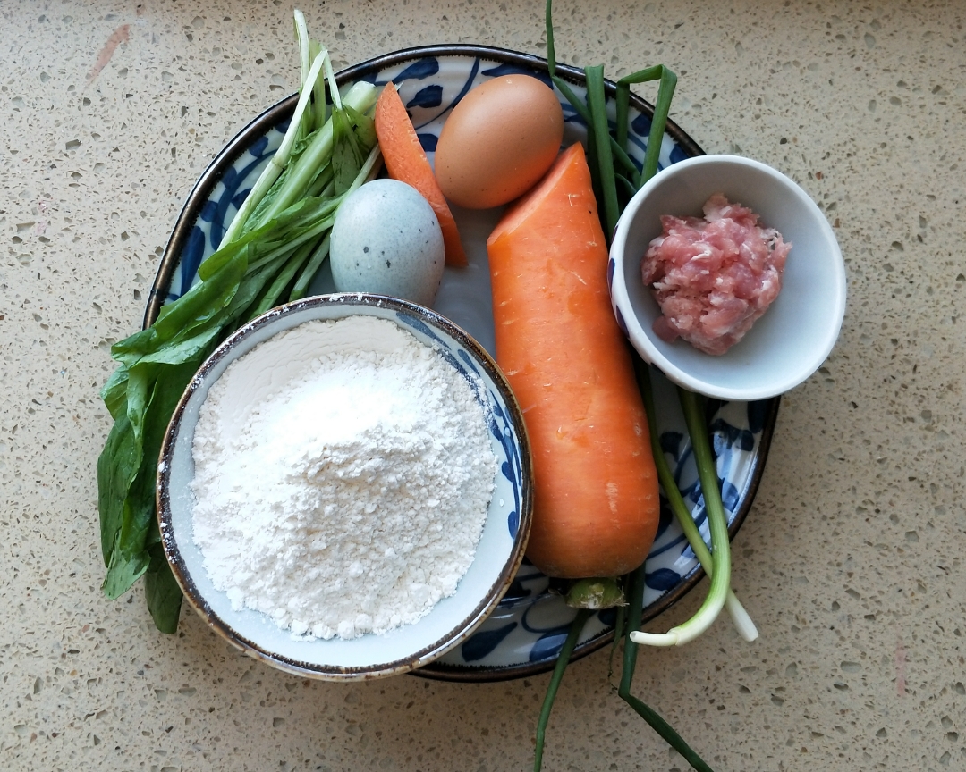 皮蛋瘦肉疙瘩湯的做法 步骤1