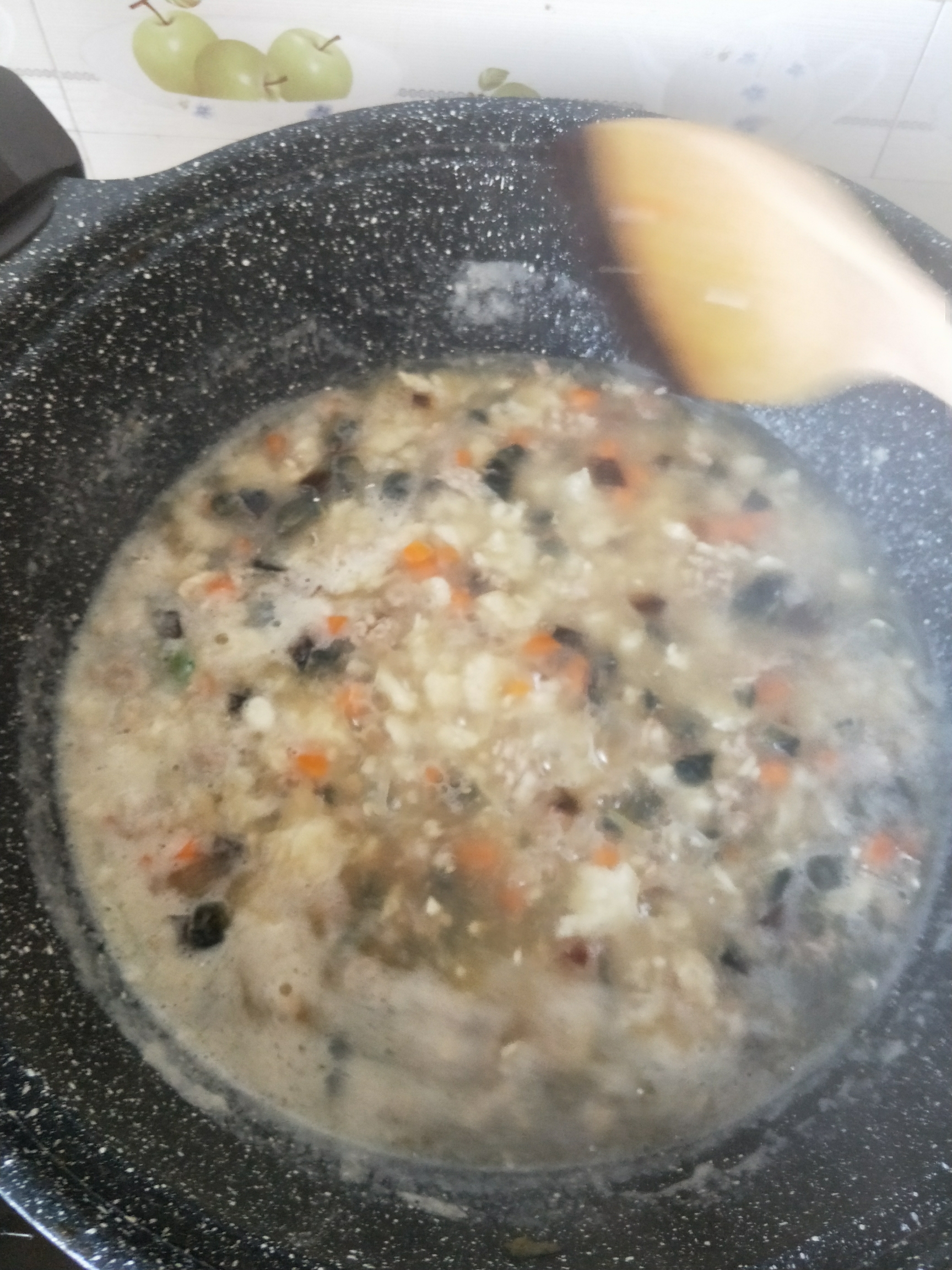 皮蛋瘦肉疙瘩湯的做法 步骤5
