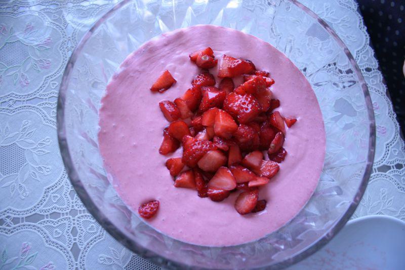 免考系列 草莓奶香布丁的做法 步骤4