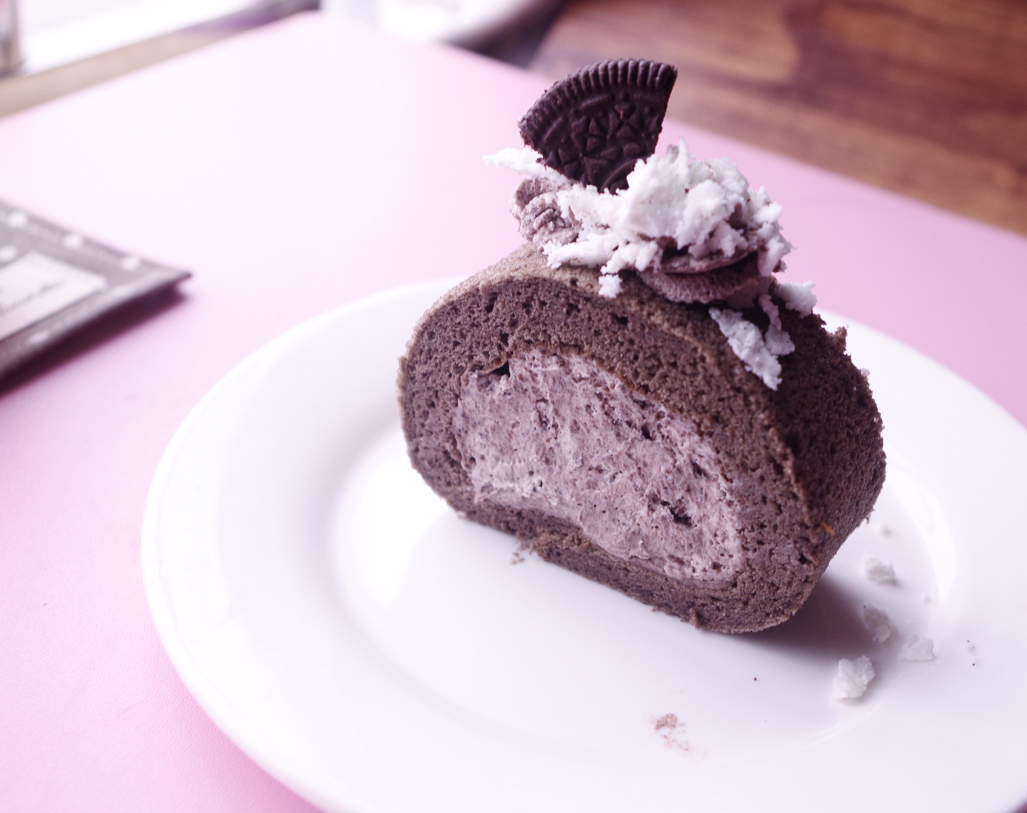奧利奧黑巧克力鹹奶油蛋糕卷的做法 步骤14