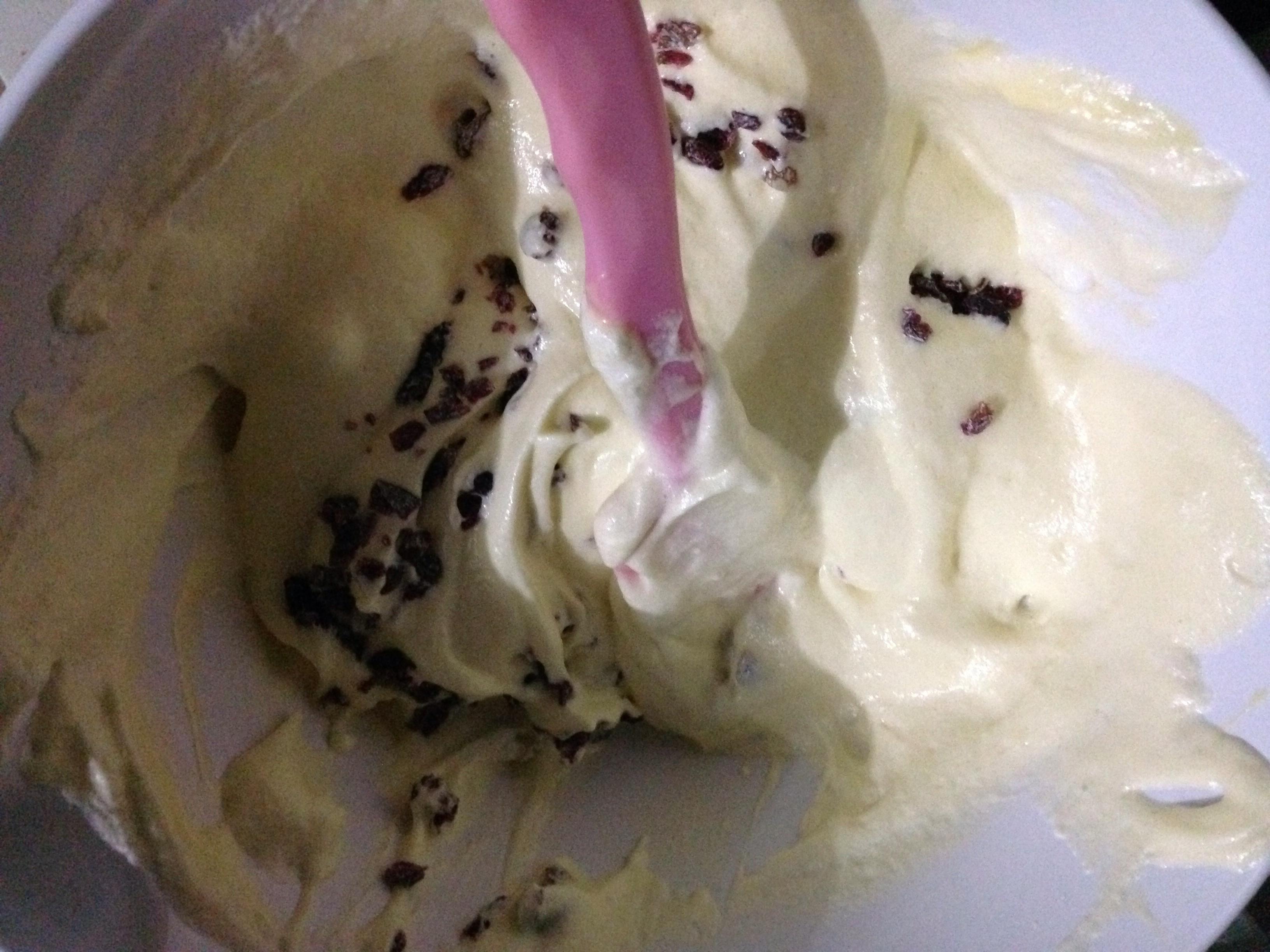 無油酸奶蔓越莓蛋糕卷的做法 步骤11