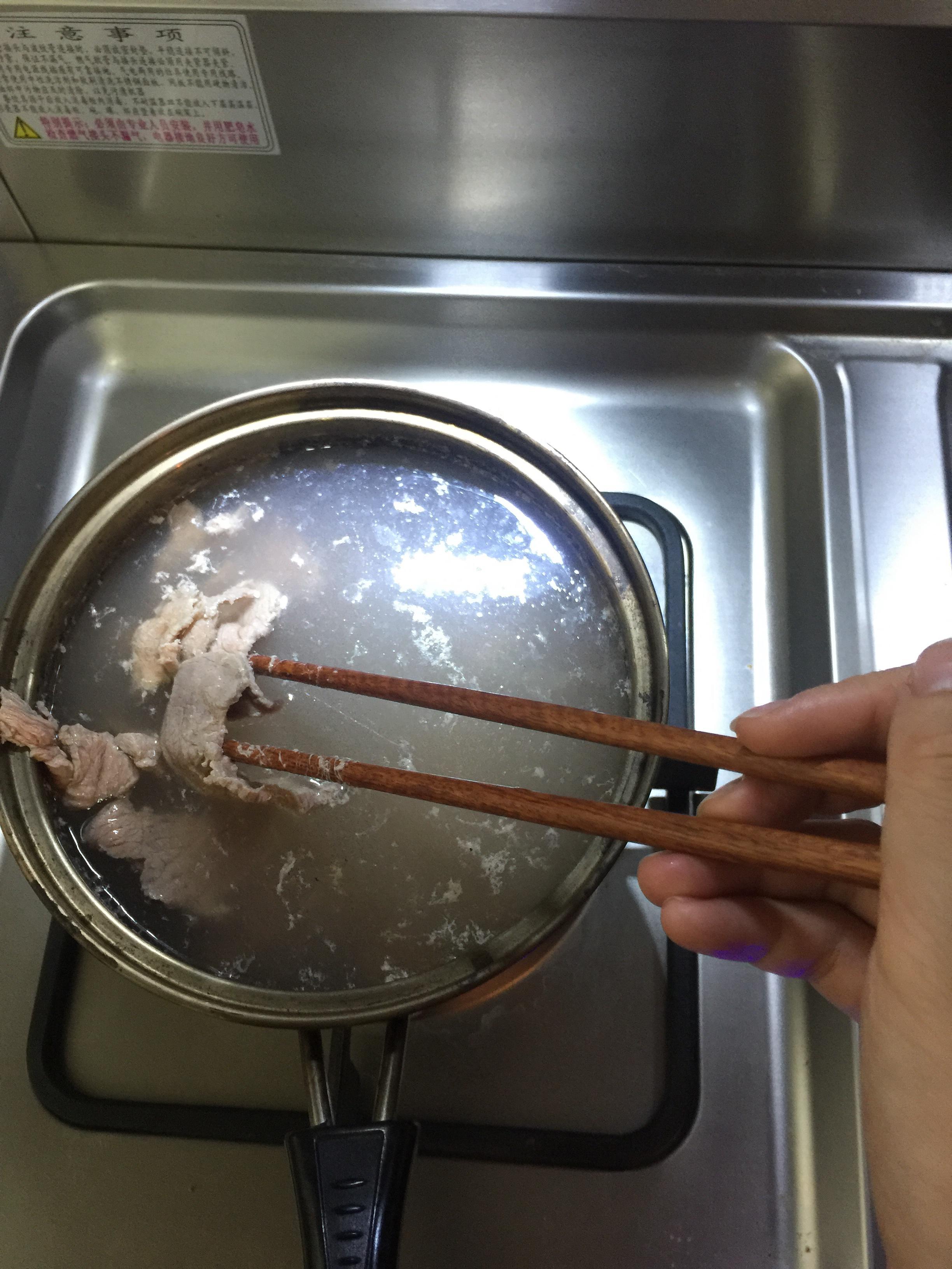 減脂期午餐：水煮牛肉片（減肥、瘦身）的做法 步骤3