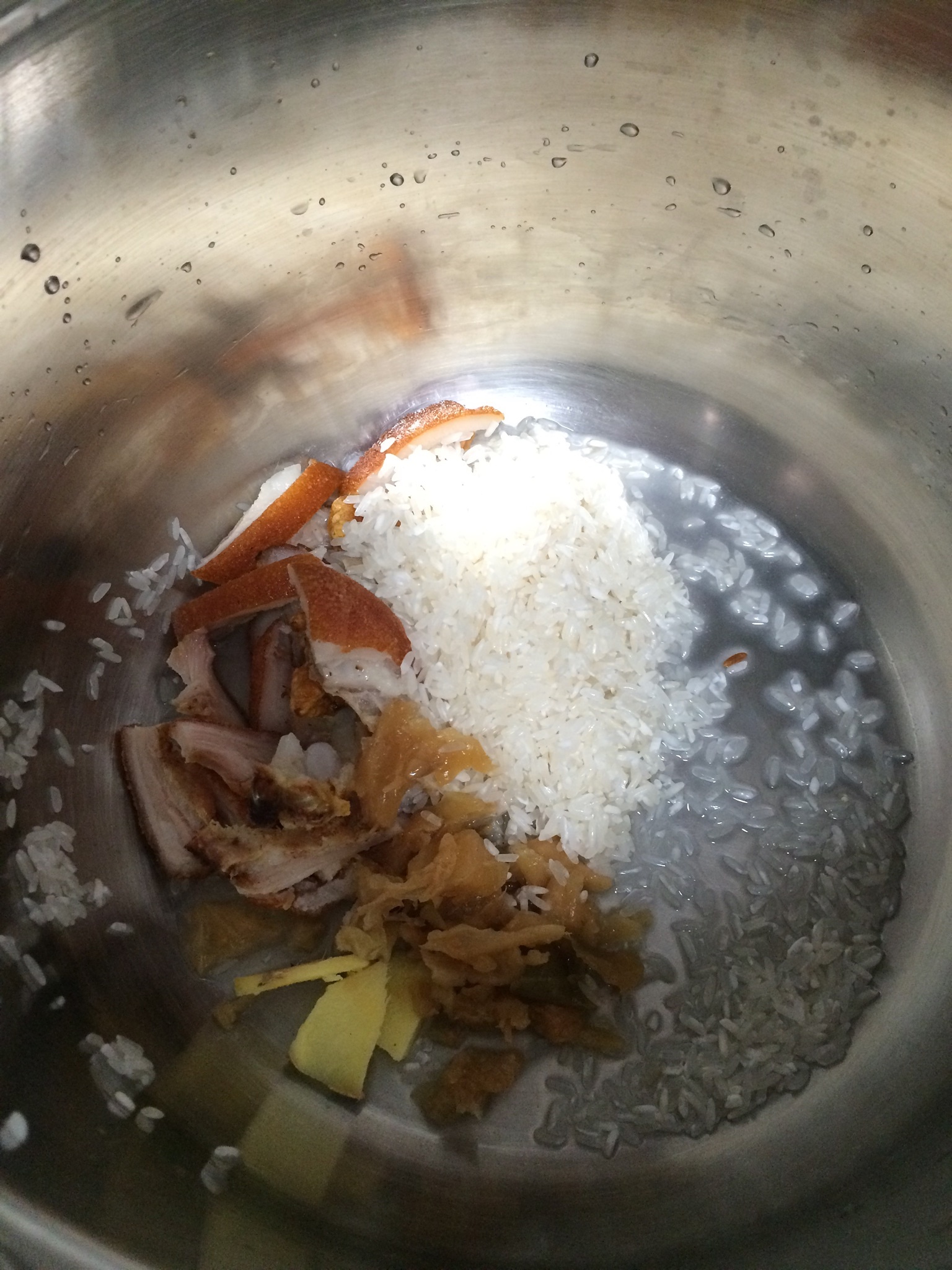 燒肉冬菜粥的做法 步骤2