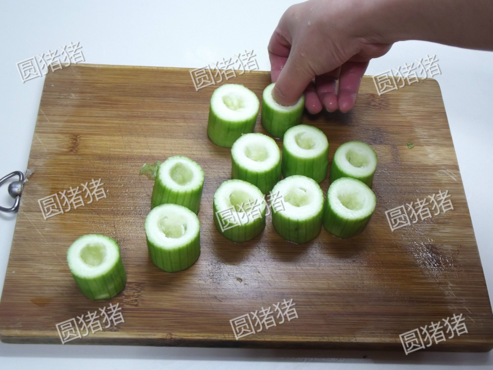 蒜蓉蒸絲瓜的做法 步骤5