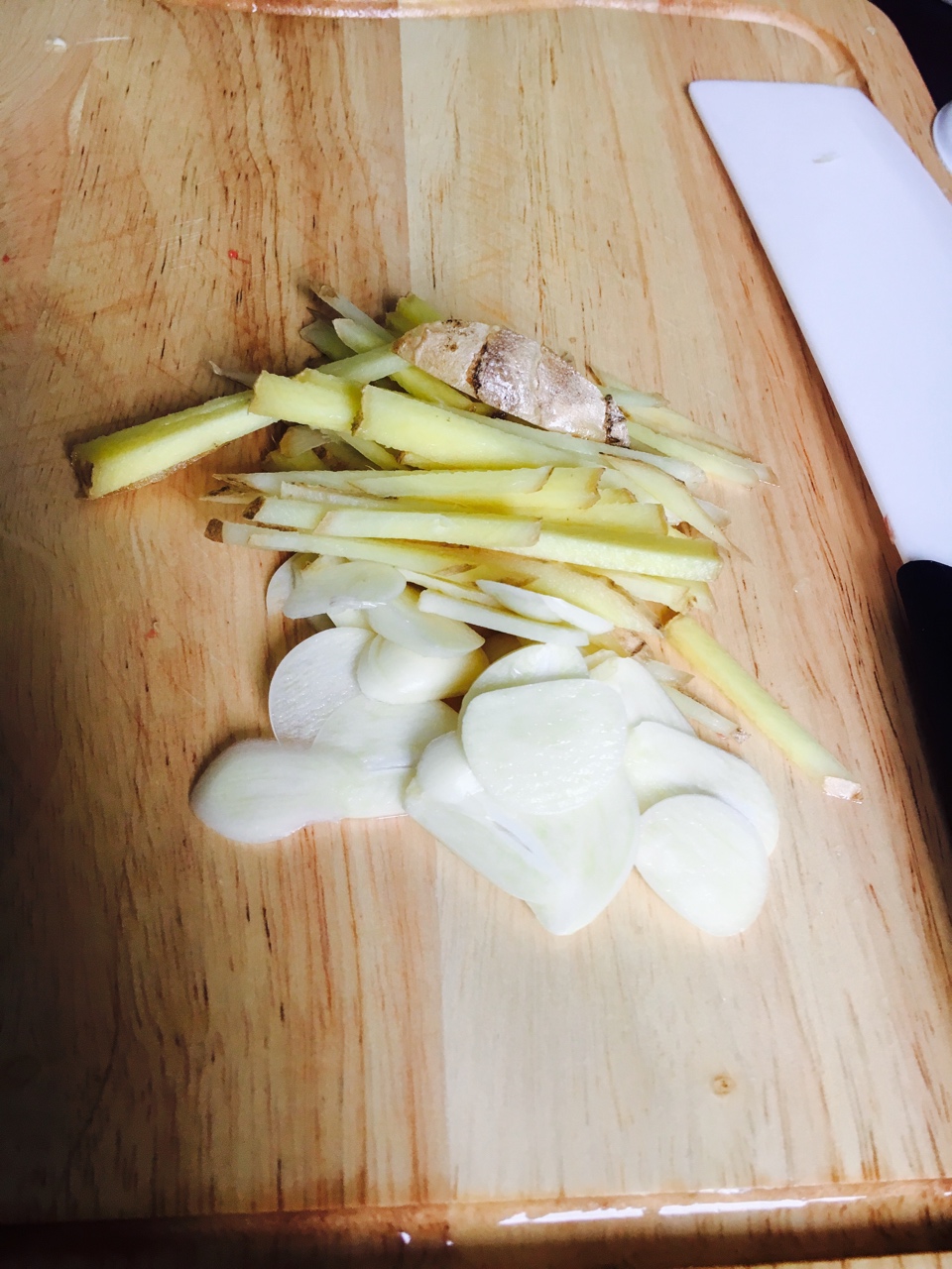 泡椒豇豆芹菜牛肉末（下飯神器）的做法 步骤1