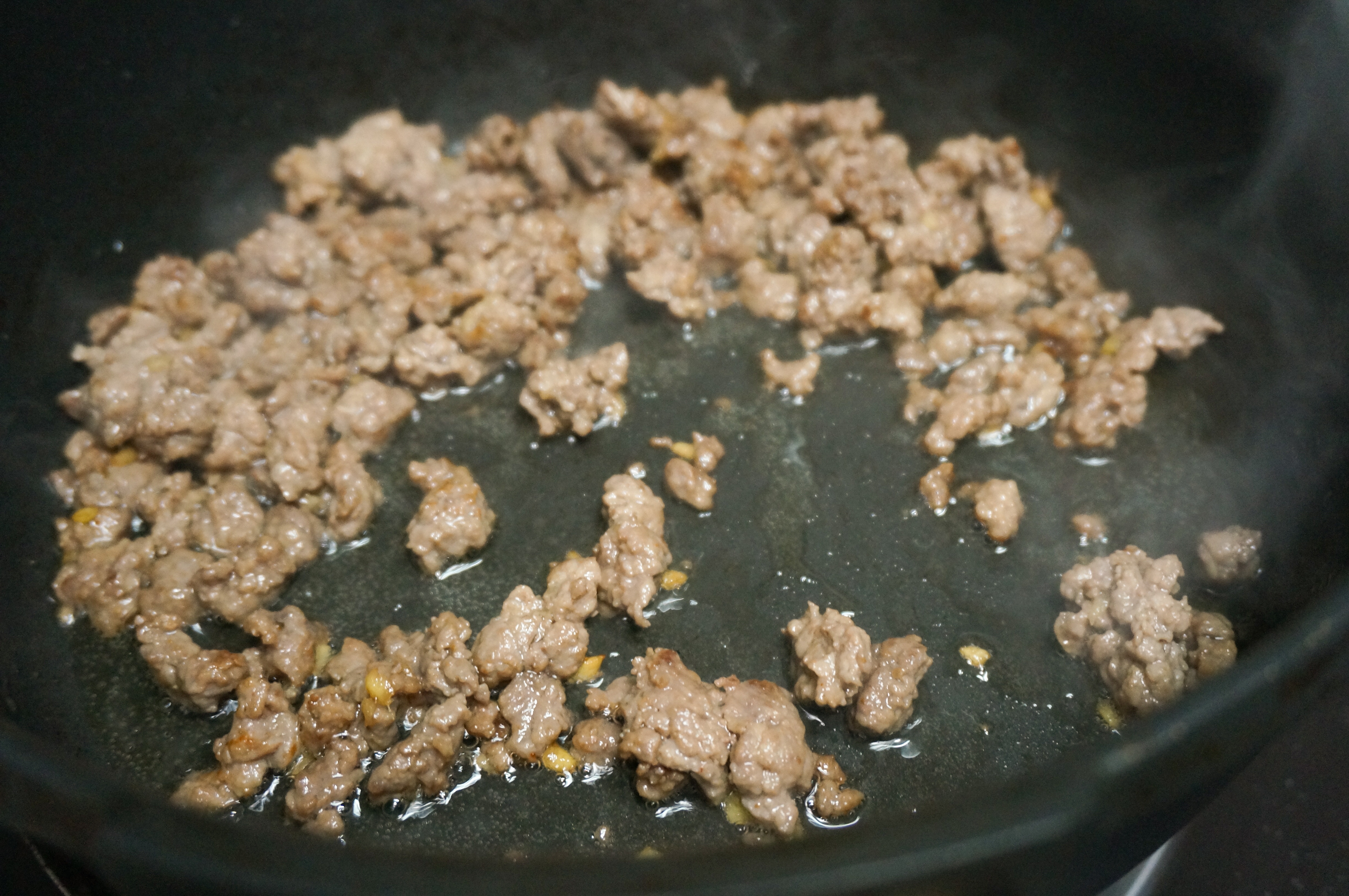 魚肉土豆泥配豆豉牛肉醬的做法 步骤7