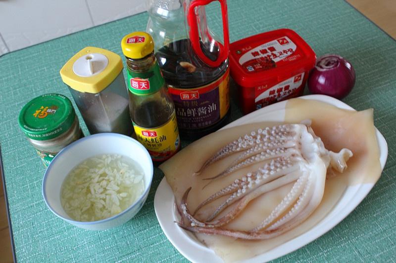 韓式鐵板魷魚的做法 步骤1