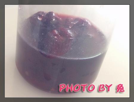 紅酒香蔓越莓芝士蛋糕（免烤）的做法 步骤7