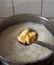 香蕉奶香麥片粥的做法 步骤6