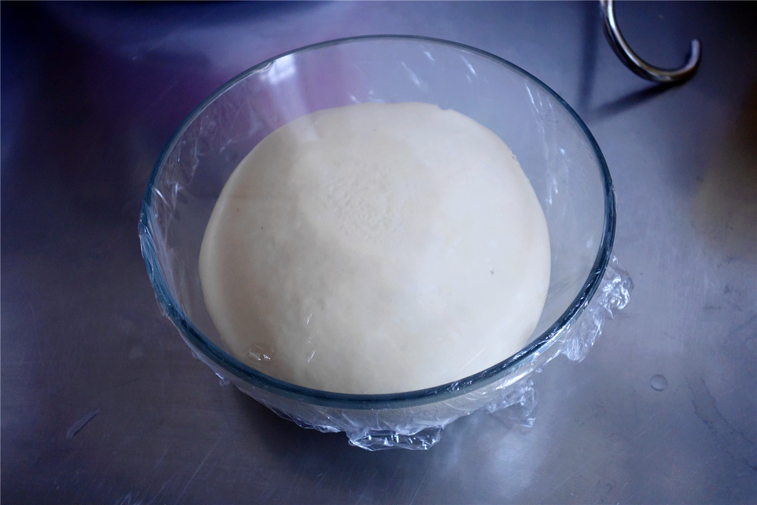 奶香紅豆小麪包的做法 步骤2