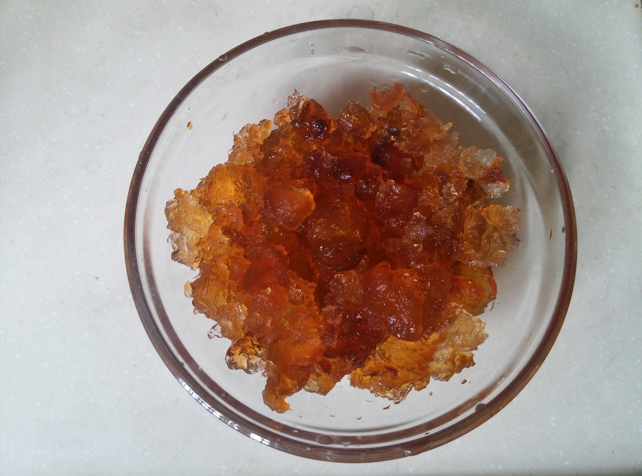 桃膠枸杞紅棗羹的做法 步骤1