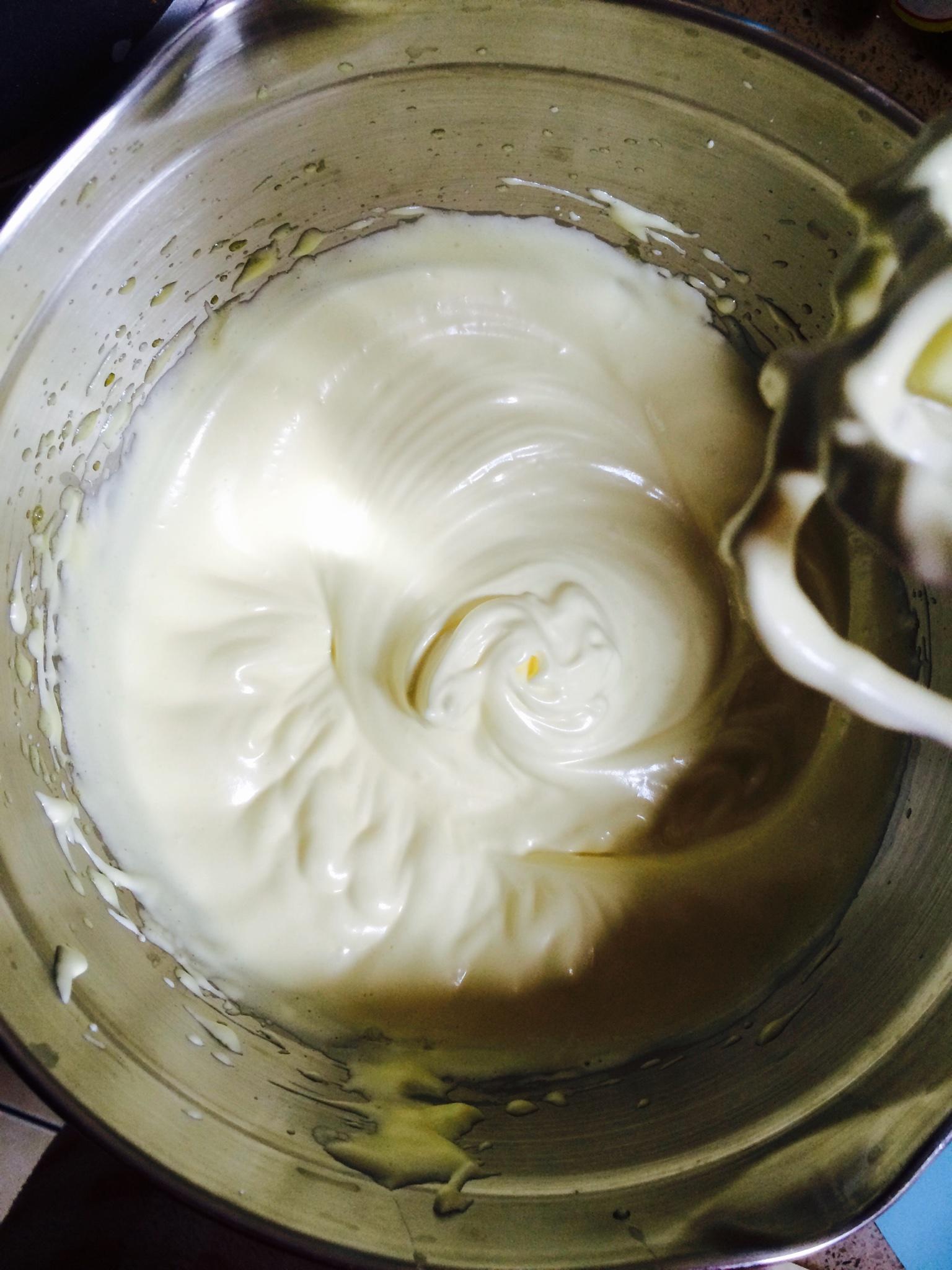 低糖無油版嬰兒零食—奶香蛋黃小餅乾的做法 步骤4