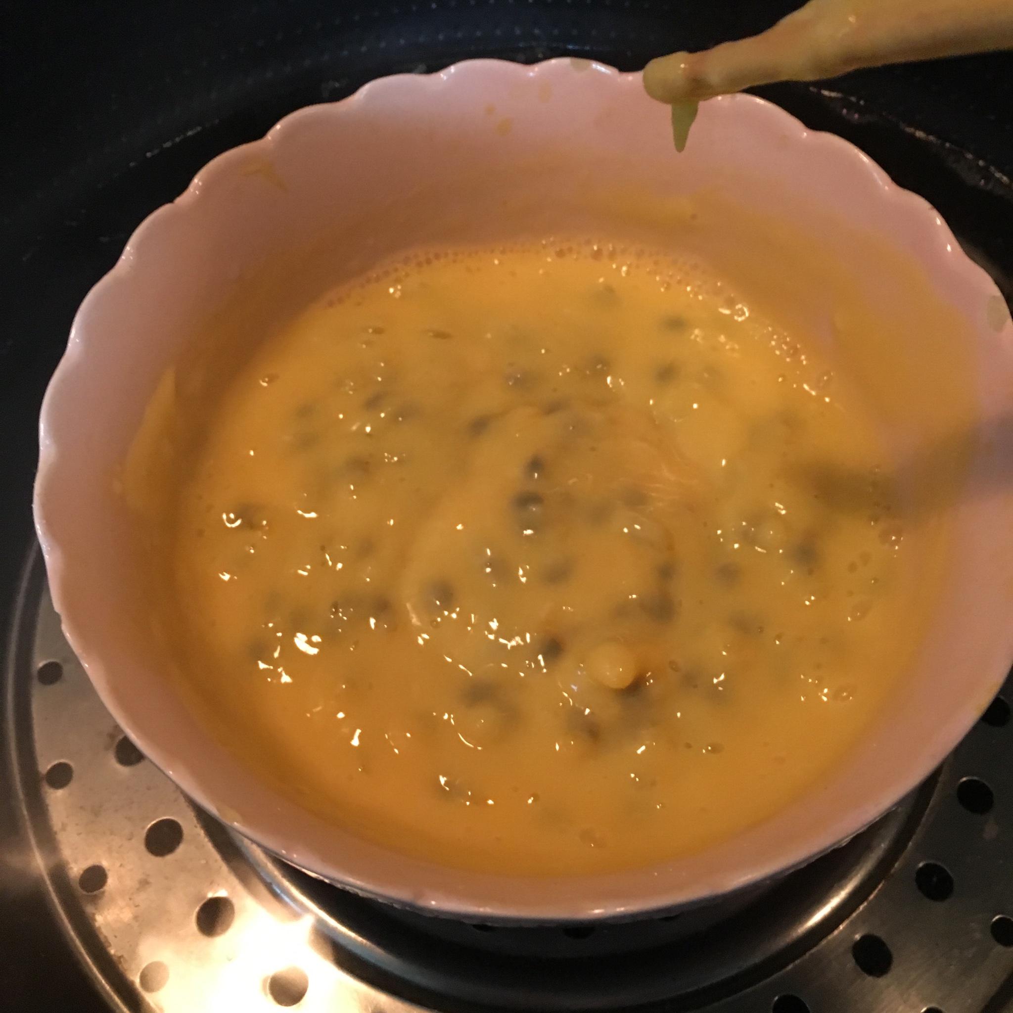 百香果蛋黃醬的做法 步骤3