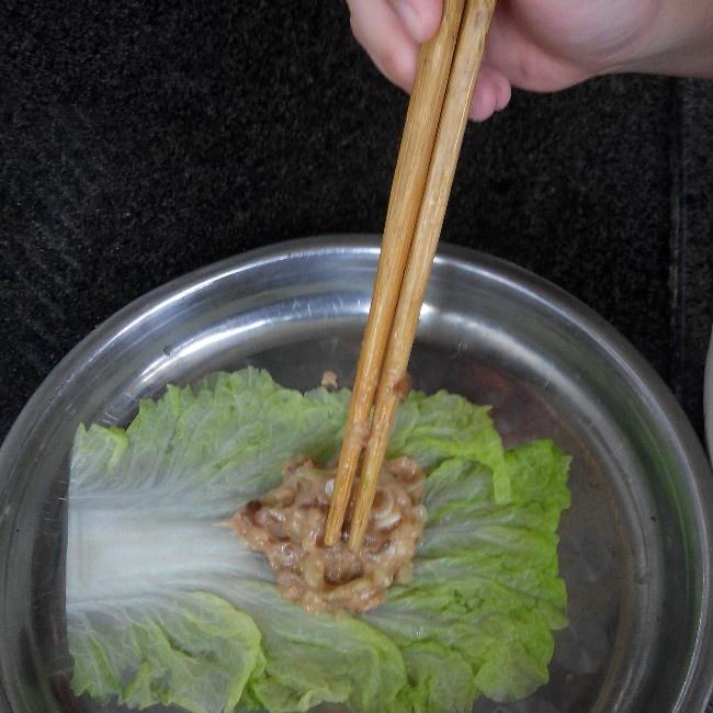 香菇肉末白菜卷(八歲兒童版)的做法 步骤6