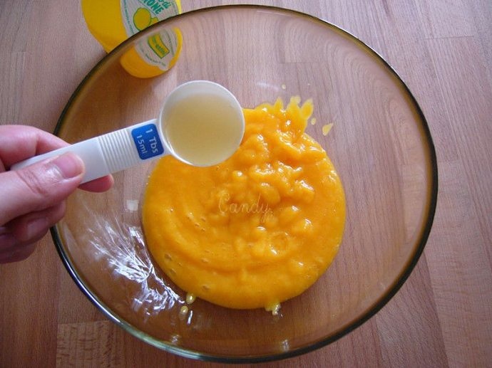 無蛋配方--芒果椰奶冰淇淋的做法 步骤1