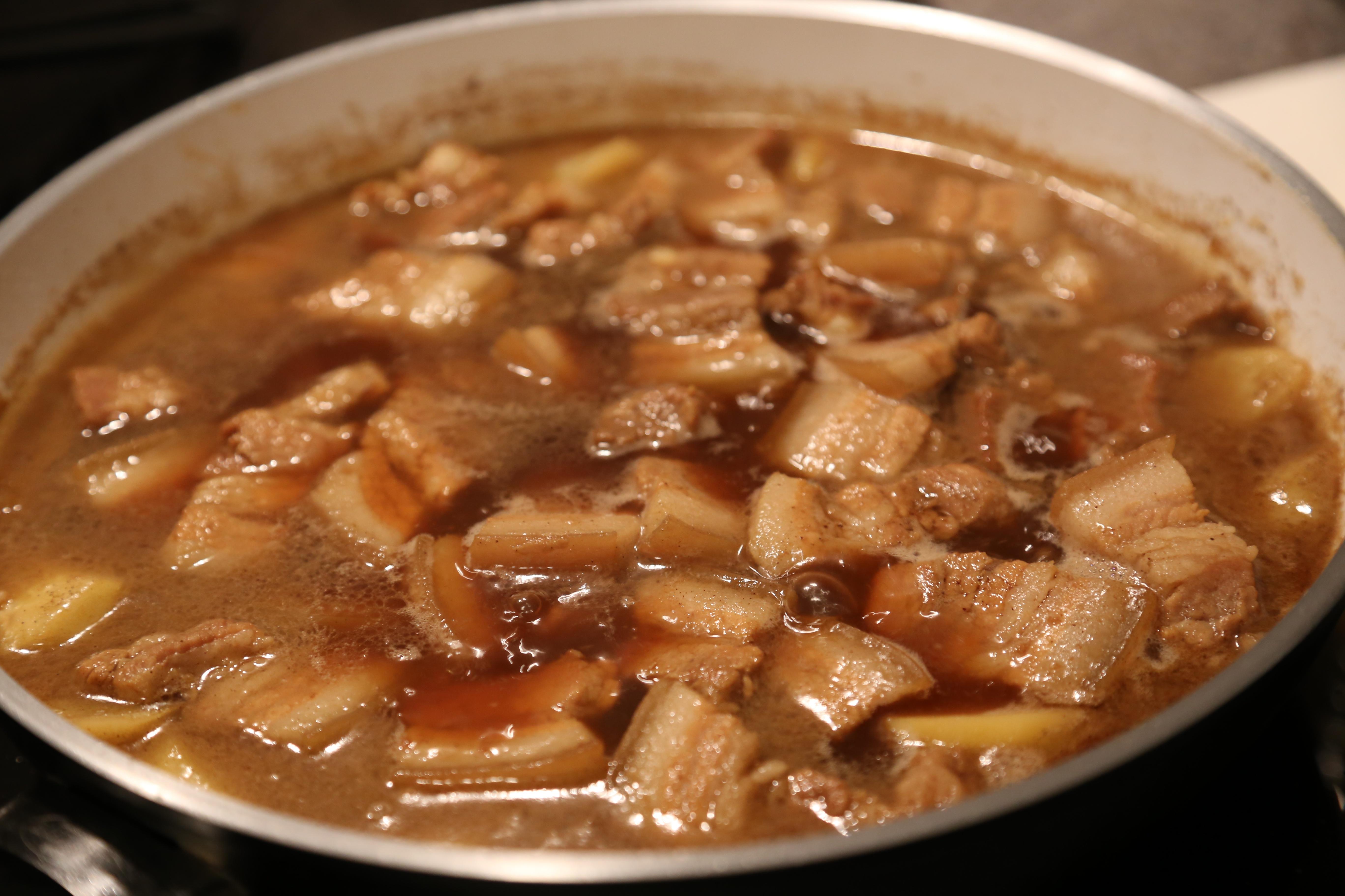 土豆紅燒肉燉白菜的做法 步骤6