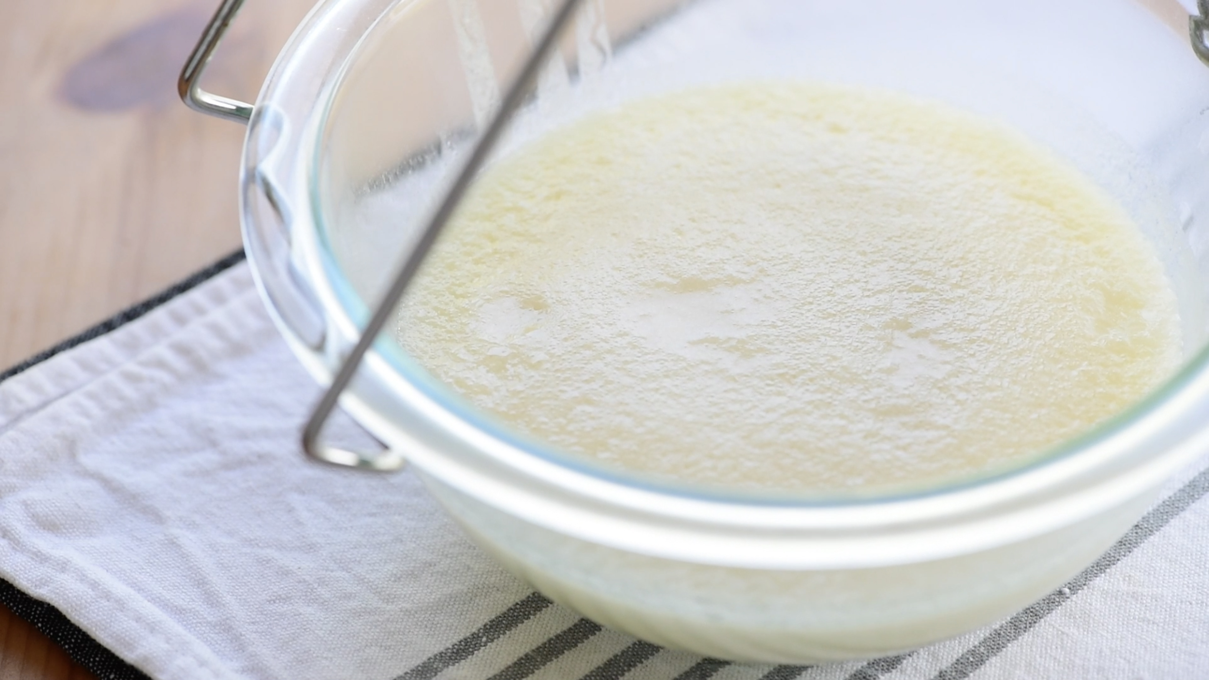 史上最簡單包法的冰皮奶黃流心月餅（百分百成功）的做法 步骤5