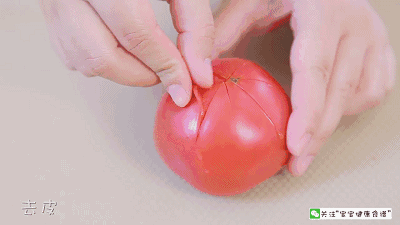 番茄燜大蝦 寶寶輔食食譜的做法 步骤3
