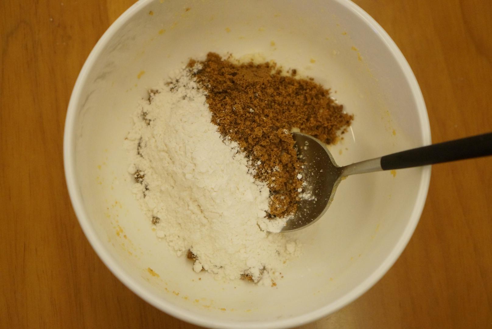 椰絲乳酪蛋糕的做法 步骤4