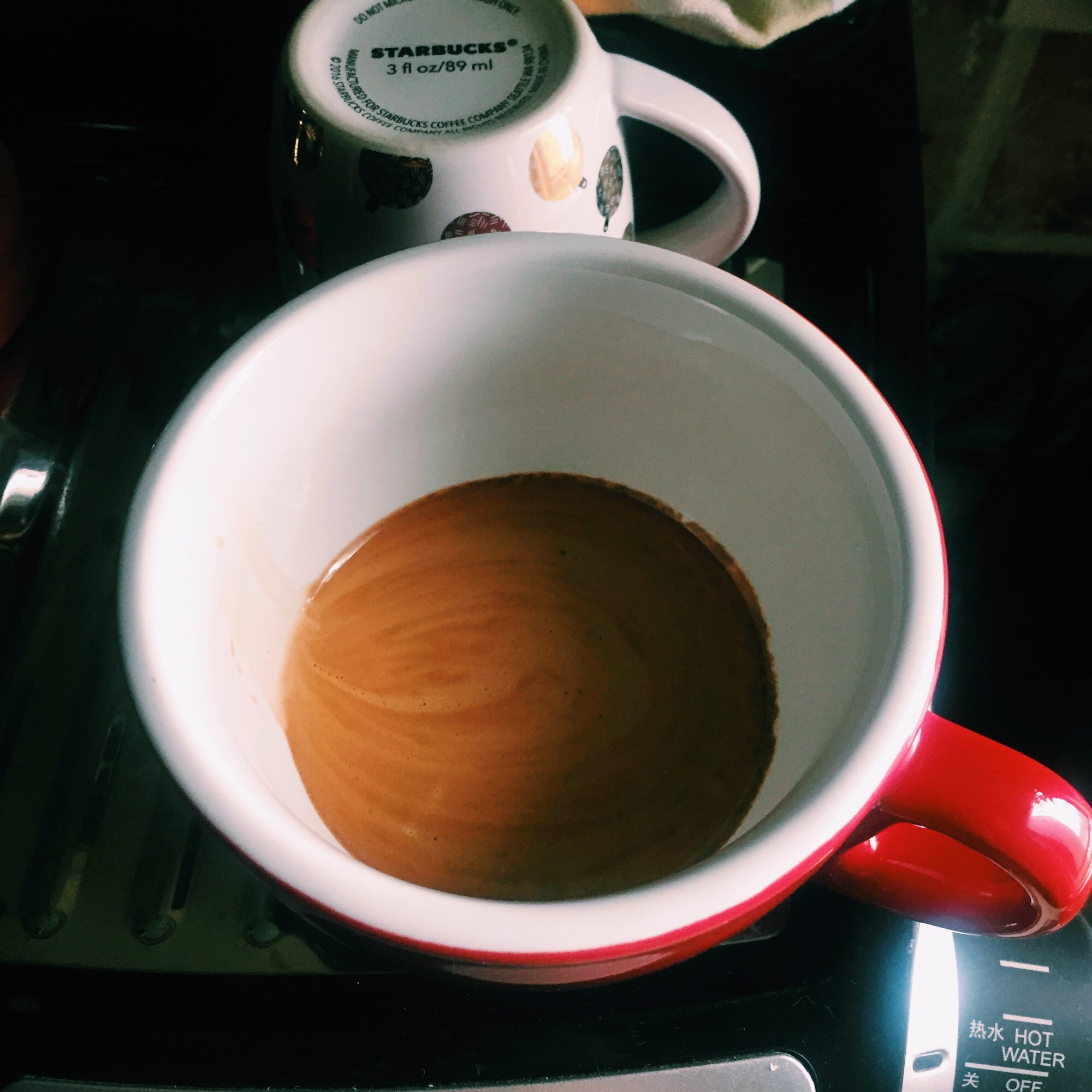 咖啡 拿鐵 濃縮的做法 步骤4