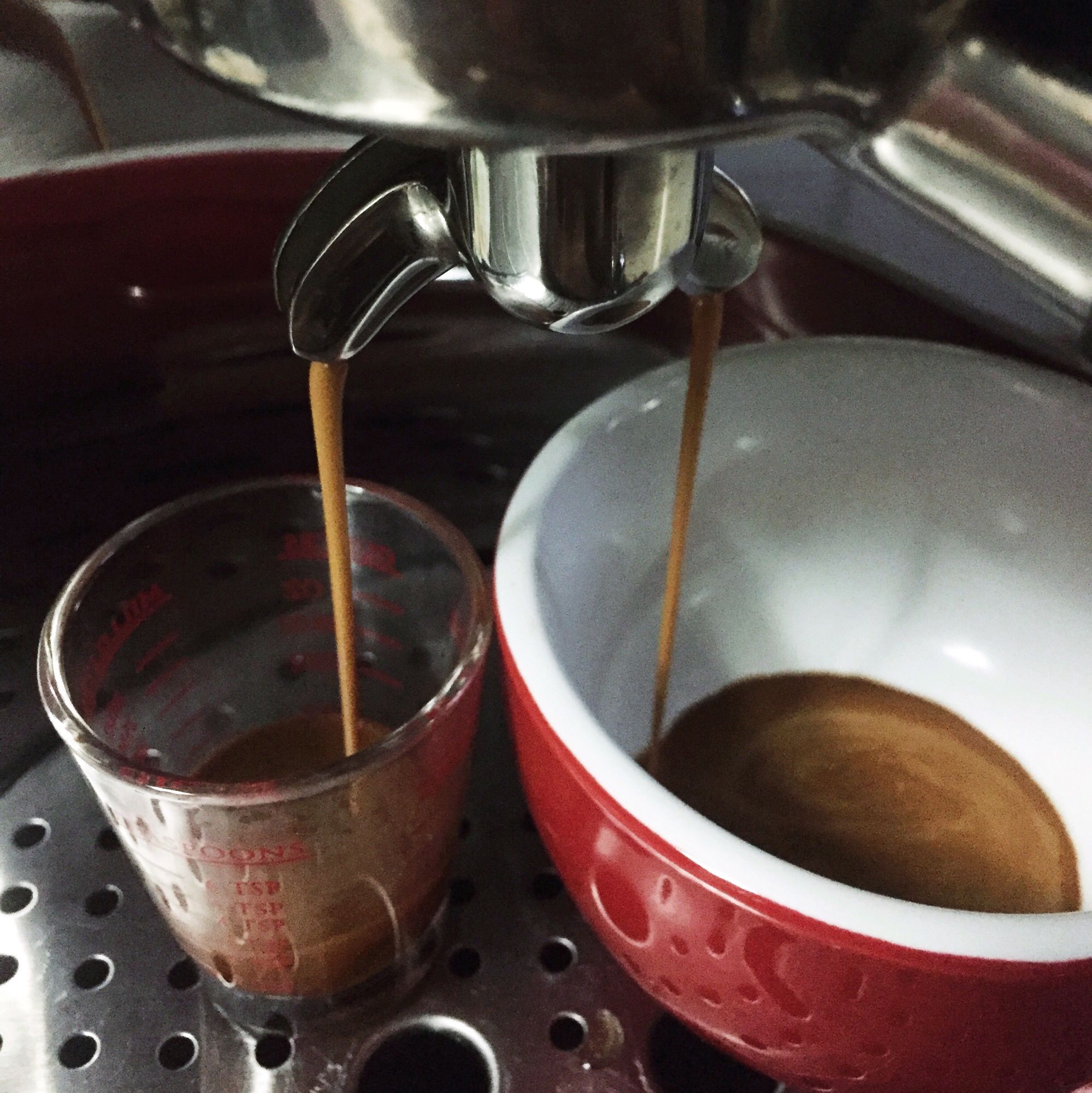 咖啡 拿鐵 濃縮的做法 步骤12