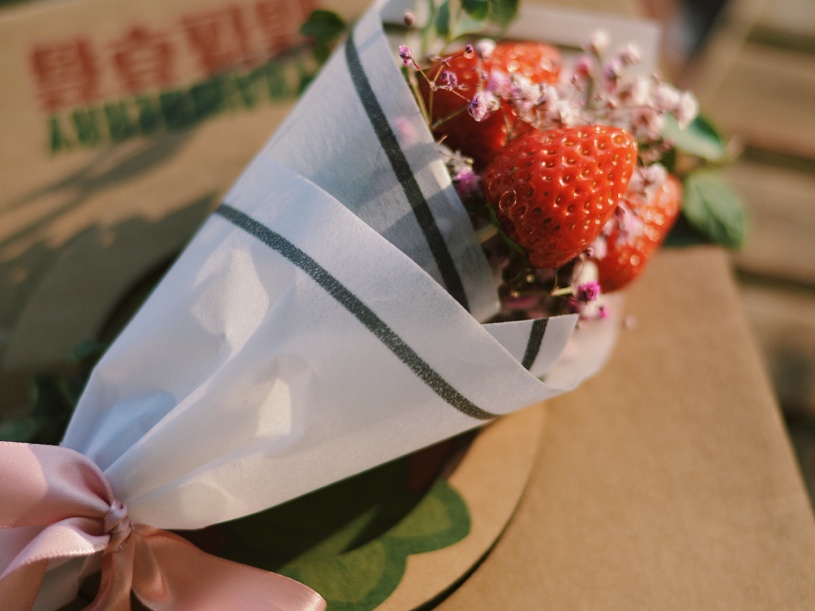 DIY情人節草莓小花束【手殘黨零失敗】的做法 步骤11