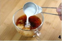 香草奶茶的做法 步骤4
