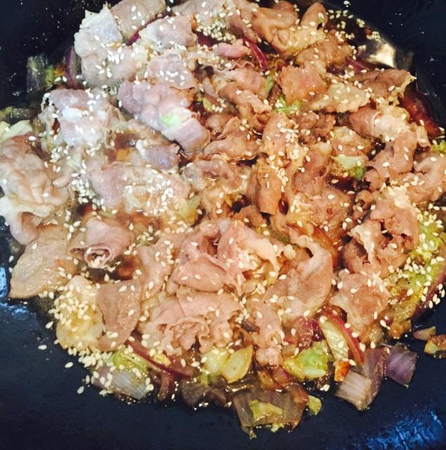 日式野菜牛肉飯（超越吉野家）的做法 步骤4