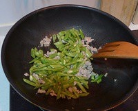芸豆莢肉末粥的做法 步骤6
