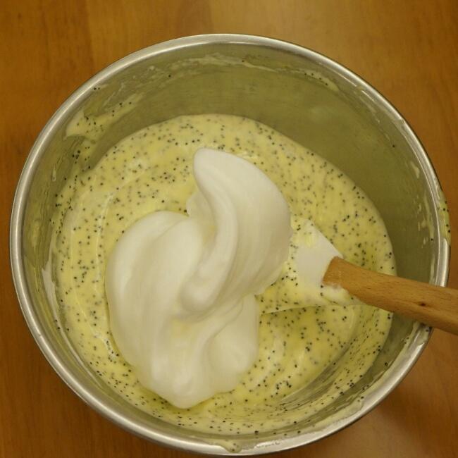 檸檬罌粟籽蛋糕卷的做法 步骤8
