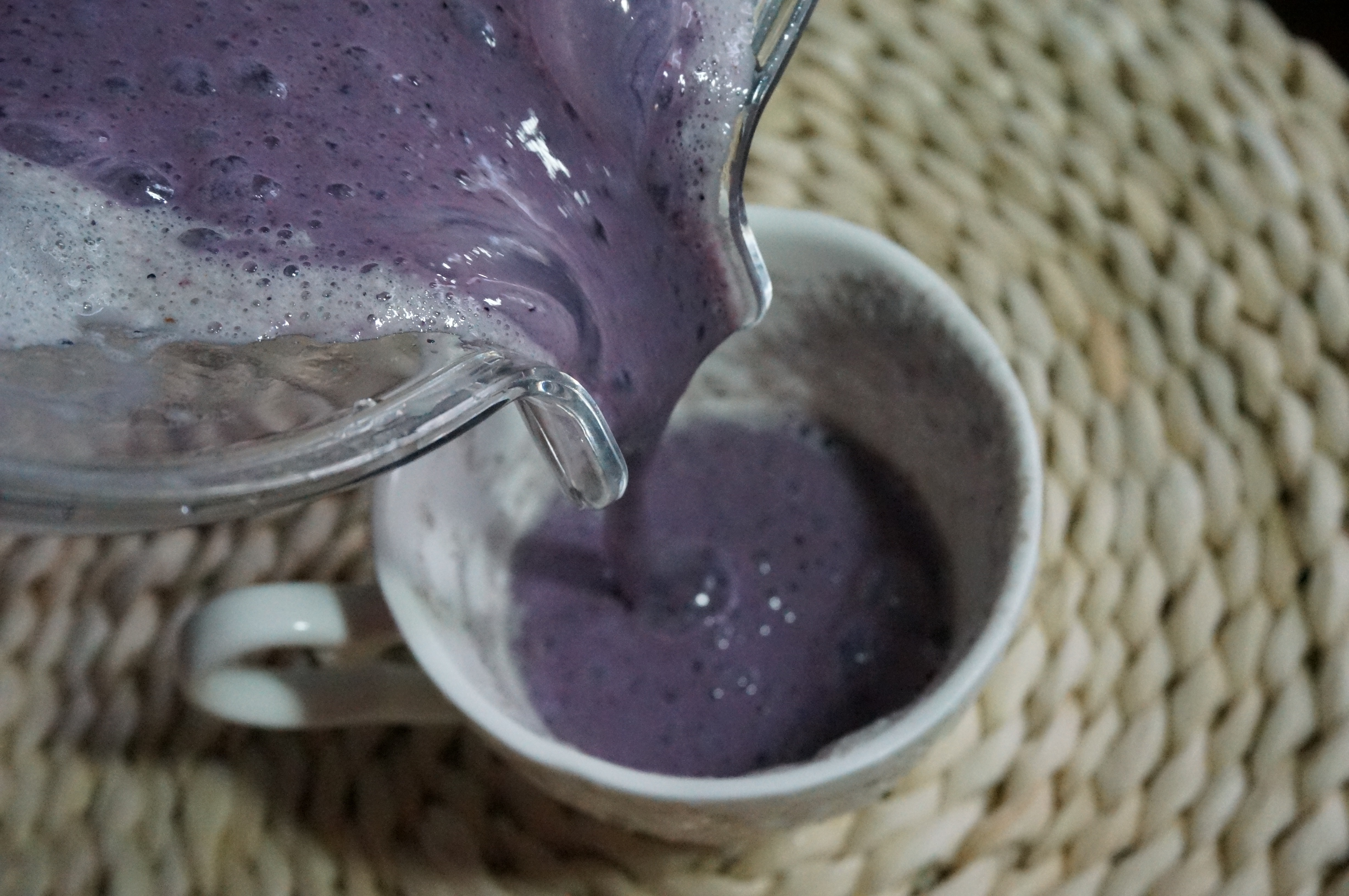 藍莓奶昔的做法 步骤10