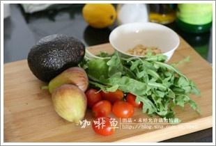牛油果蔬菜沙拉的做法 步骤1