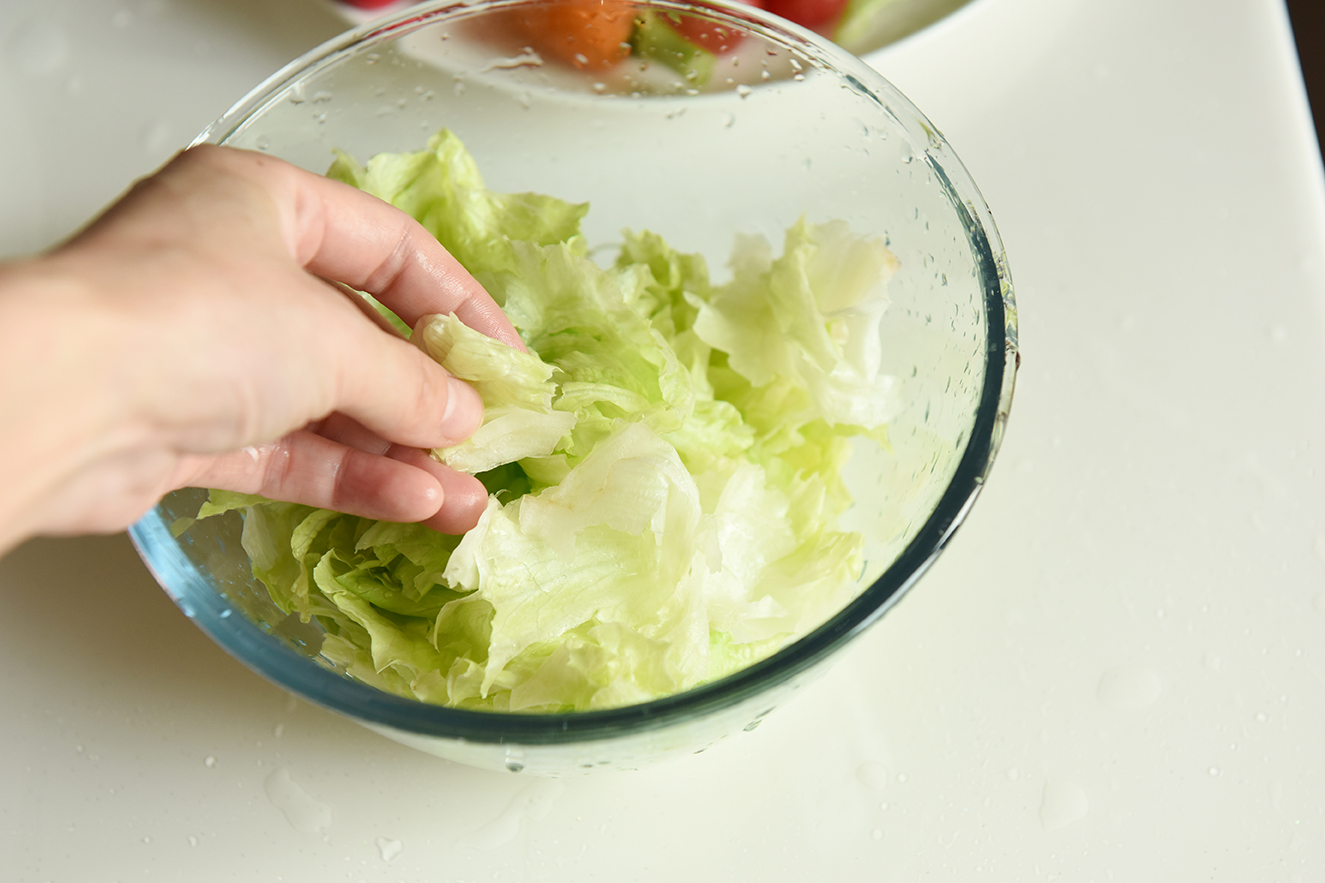 忙碌在廚房的媽媽最愛-蔬菜鮮蝦沙拉的做法 步骤11
