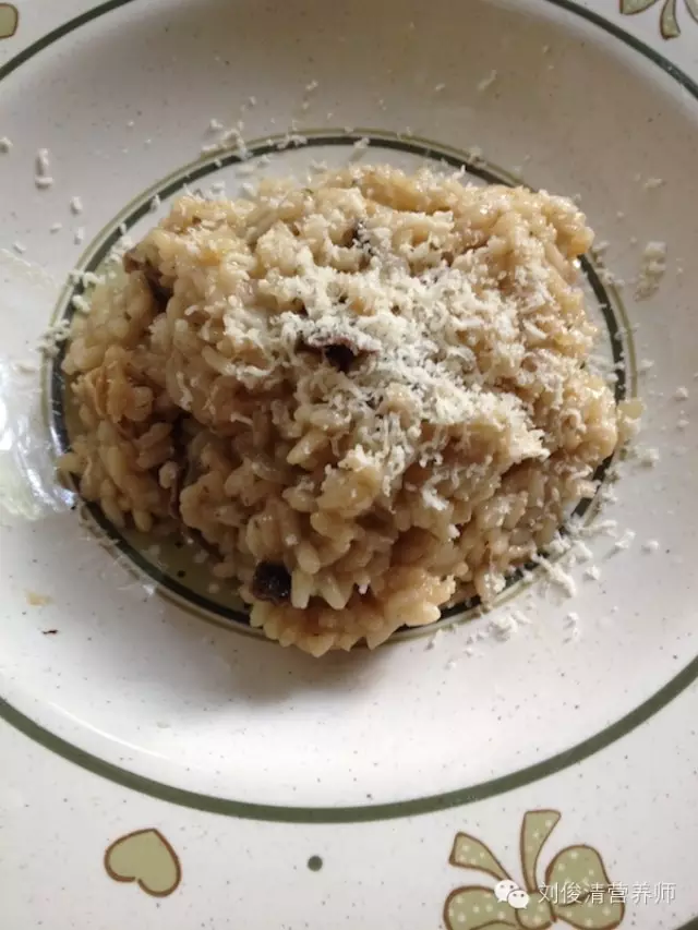 義大利牛肝菌燉飯的做法 步骤5