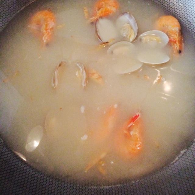 海鮮湯麪的做法 步骤6