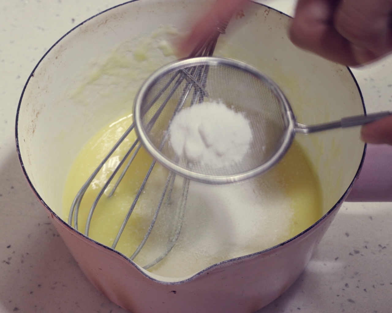 奶香四溢酸奶鬆餅的做法 步骤4