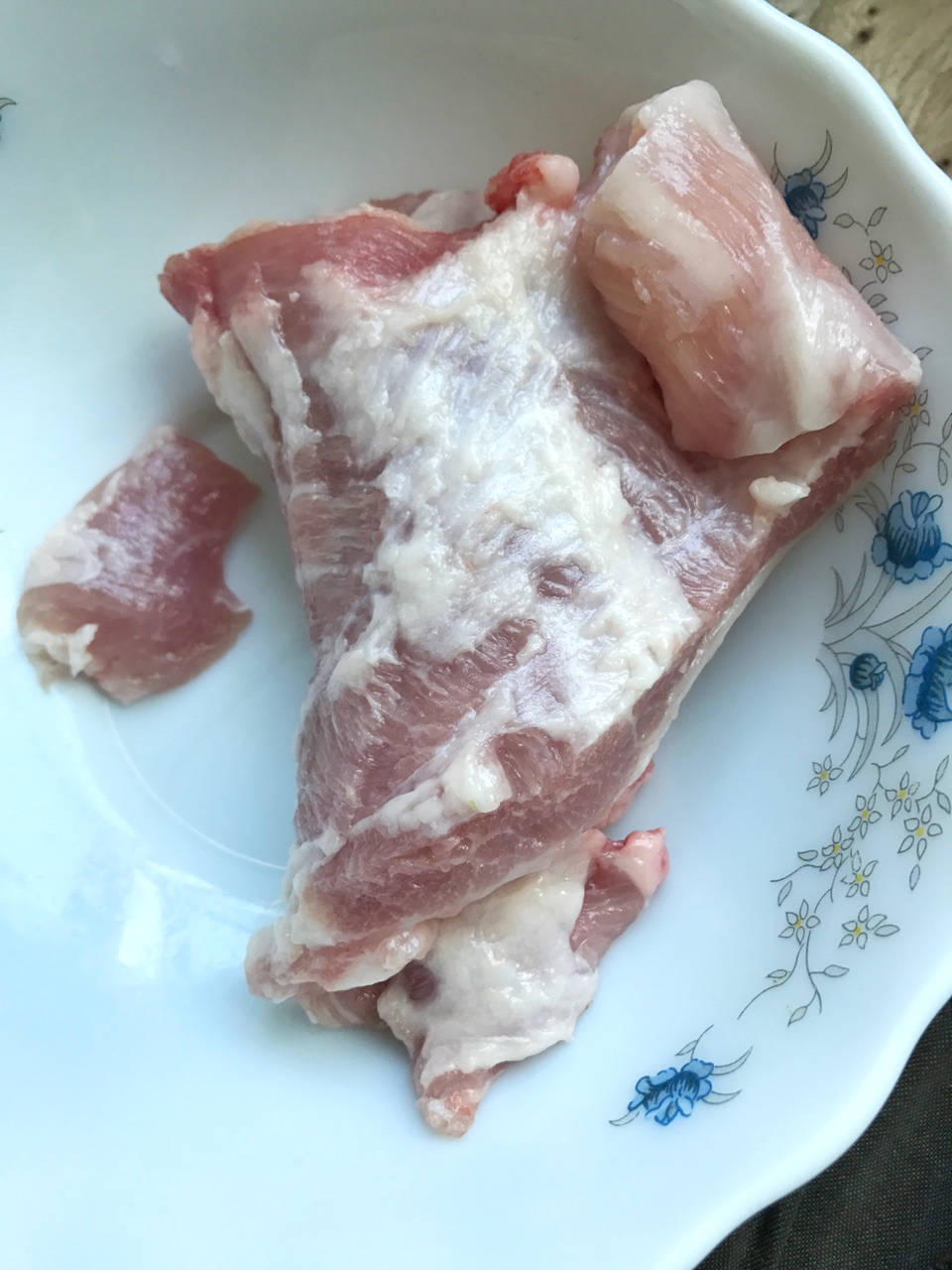 蜜汁叉燒豬頸肉的做法 步骤1