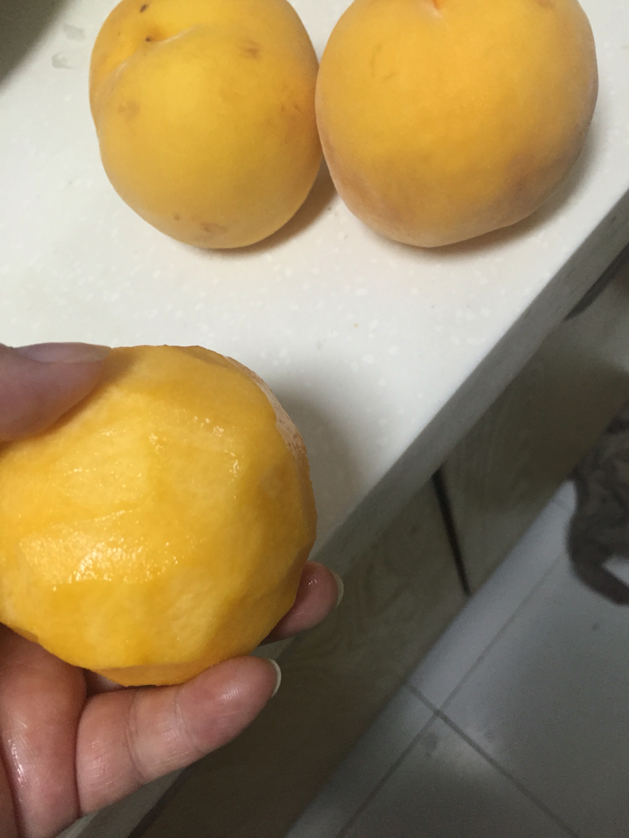 黃桃罐頭+黃桃果凍的做法 步骤1