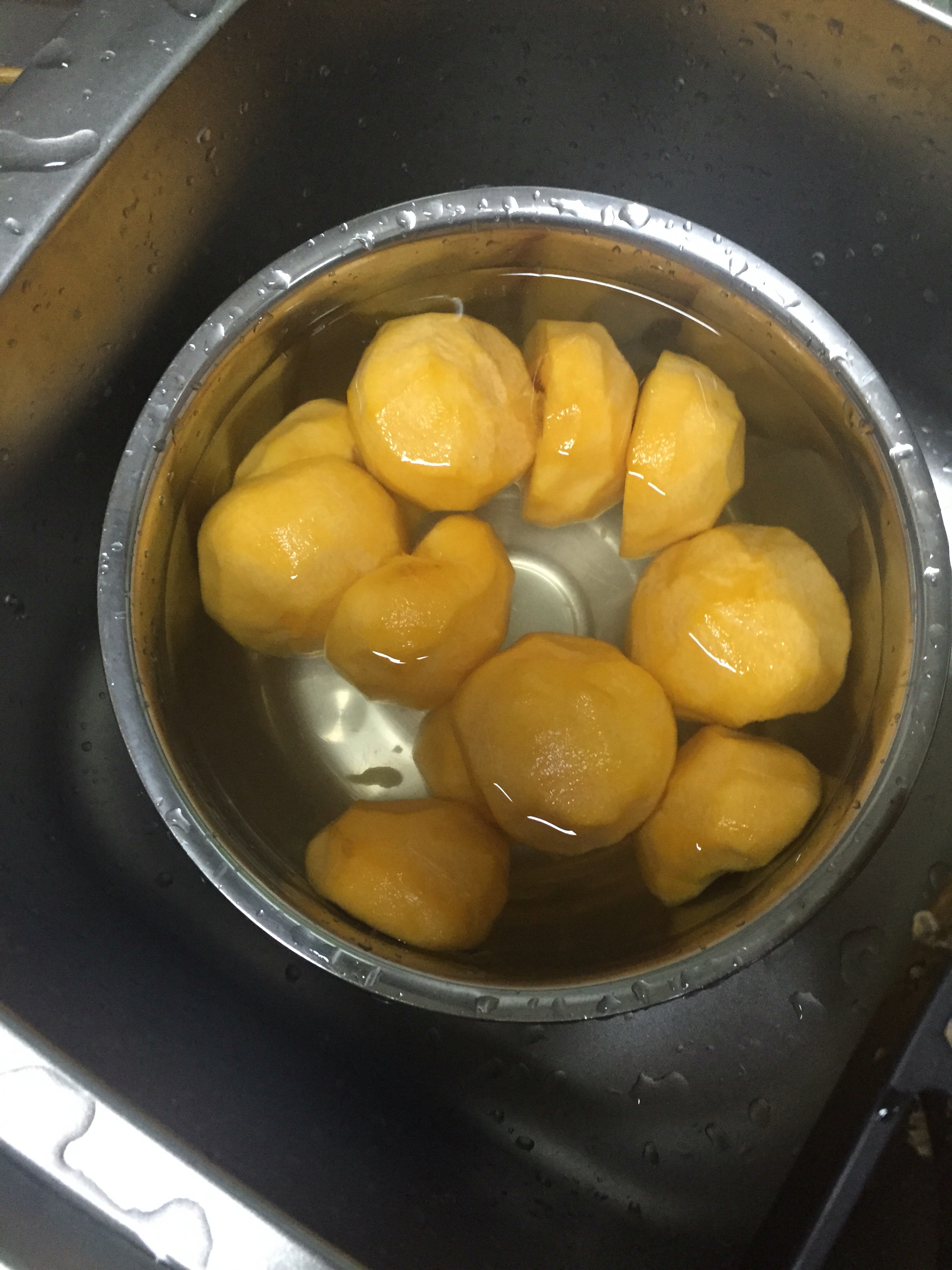黃桃罐頭+黃桃果凍的做法 步骤2
