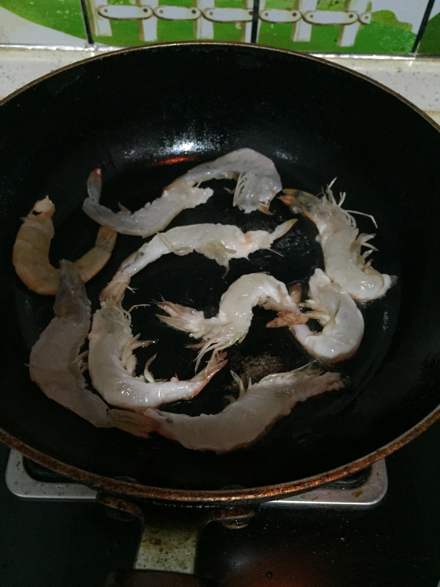 油煎半蝦的做法 步骤7