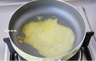 蛋香黃油吐司的做法 步骤4
