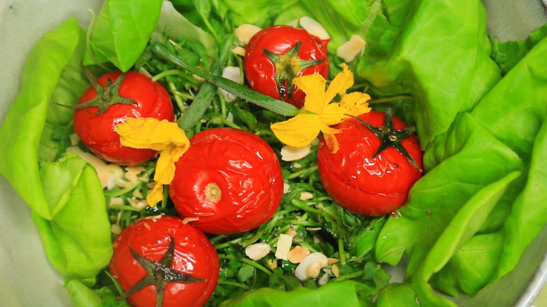 迷迭香：番茄低脂沙拉的做法 步骤12