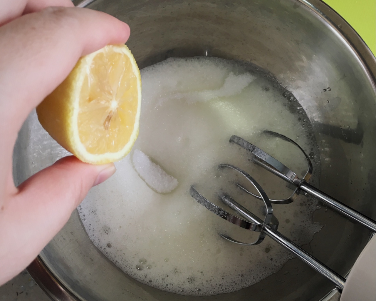 檸檬杯子蛋糕（奶油乳酪霜）的做法 步骤5