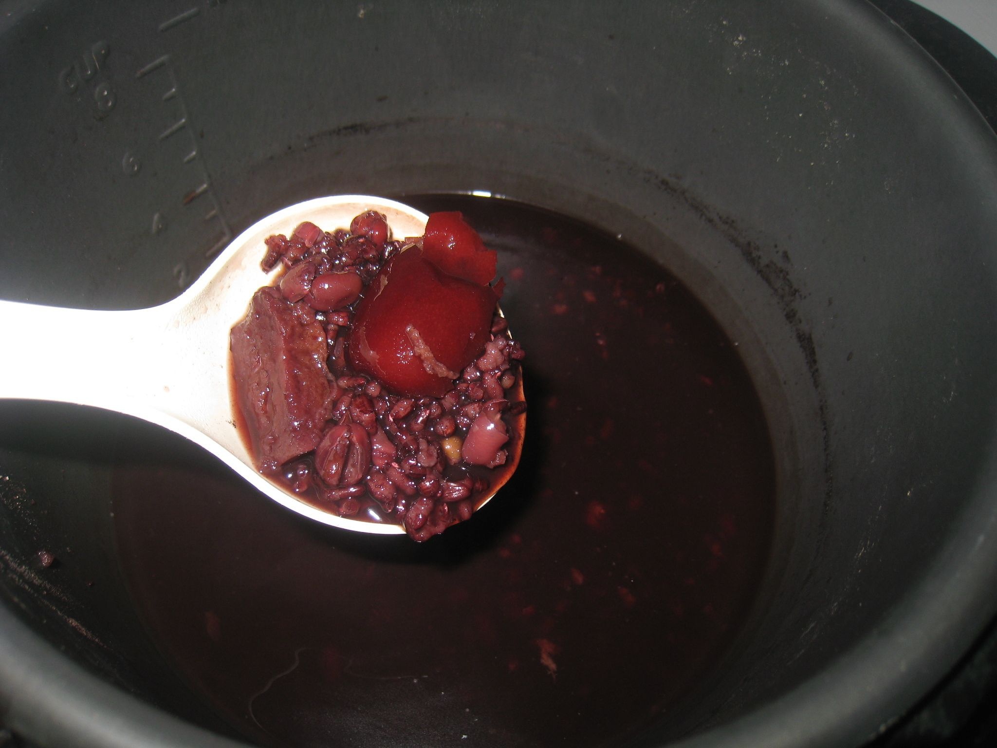 黑米紅豆紅棗粥的做法 步骤6
