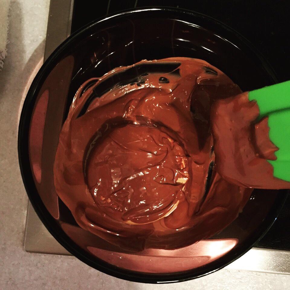 媲美timtam巧克力餅的完美下午茶:棉花糖夾心巧克力圓餅的做法 步骤7