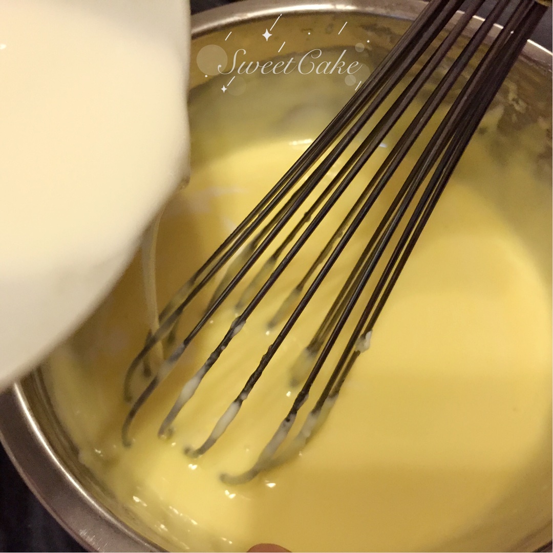 完美輕乳酪芝士蛋糕（不開裂、不回縮、不收腰、入口即融）的做法 步骤7