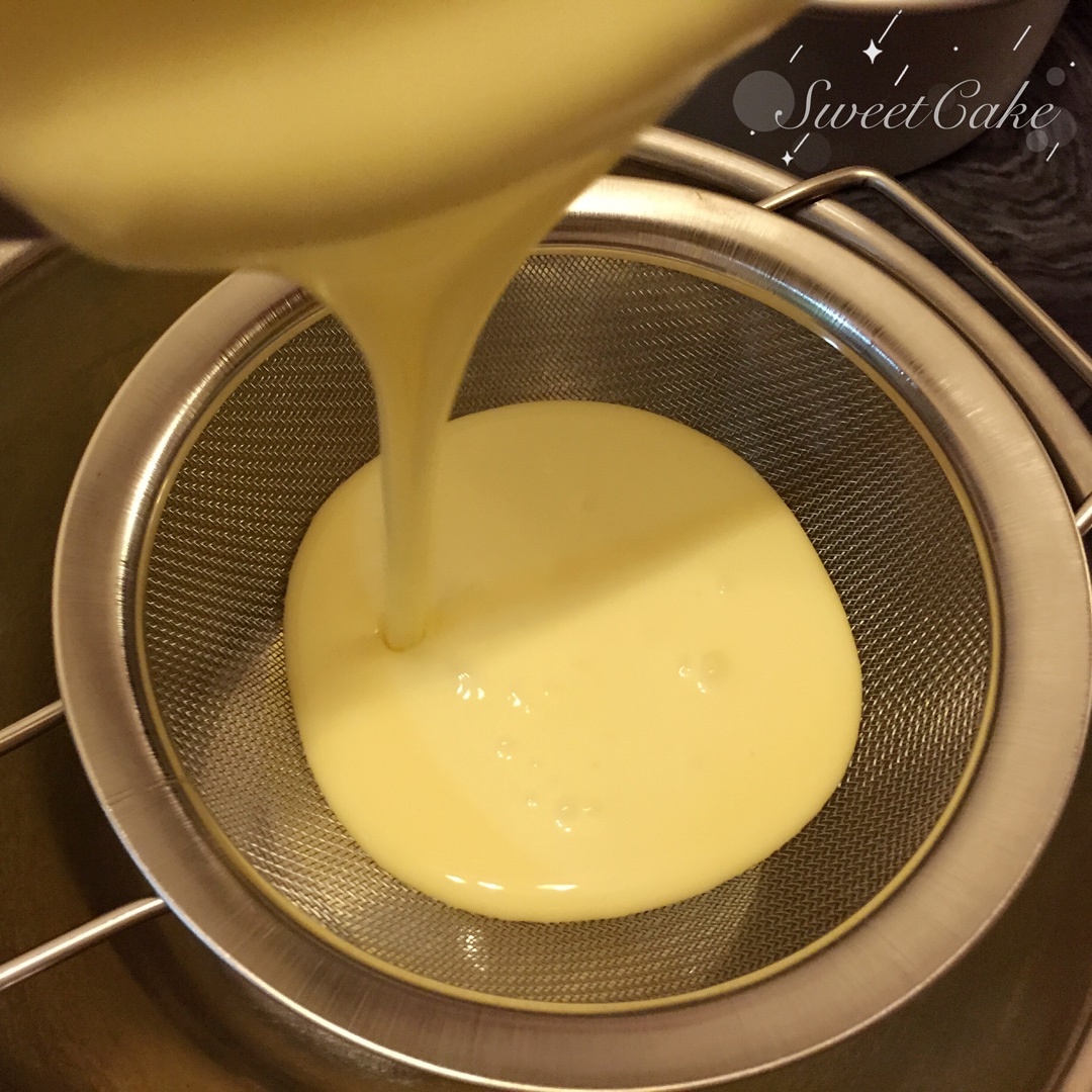 完美輕乳酪芝士蛋糕（不開裂、不回縮、不收腰、入口即融）的做法 步骤8