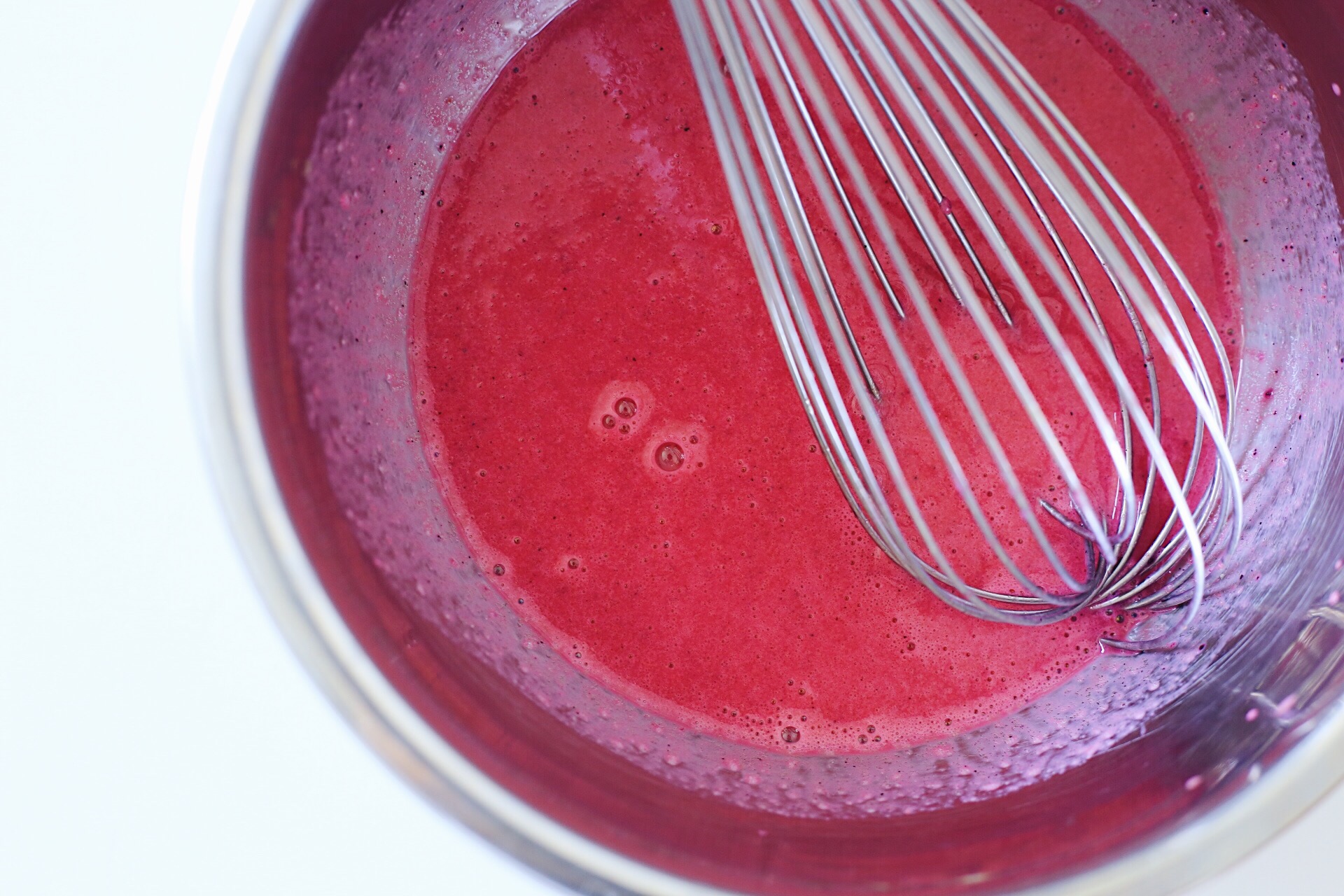 粉嫩水蜜桃蛋糕卷—摩飛廚師機的做法 步骤4
