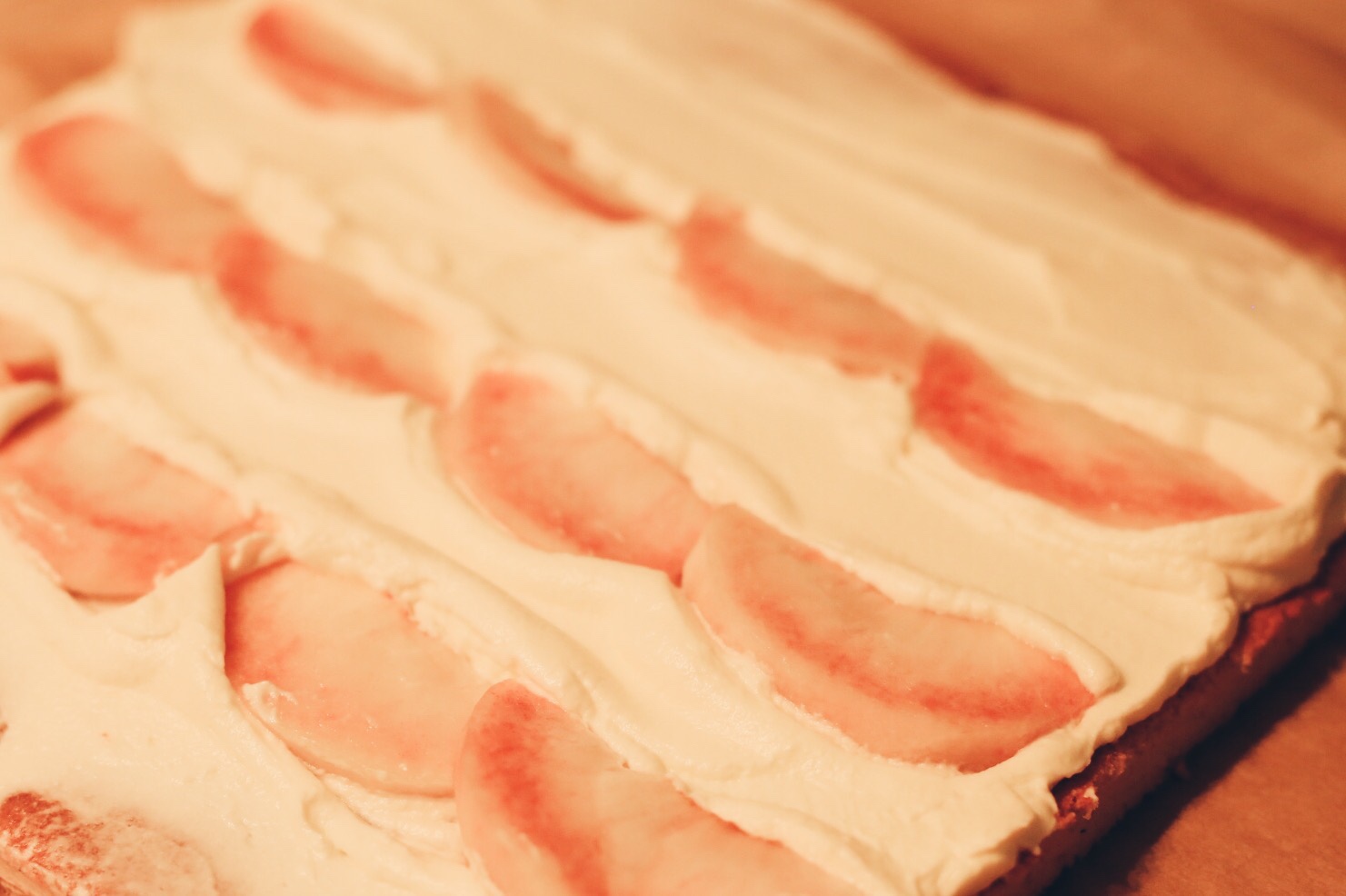 粉嫩水蜜桃蛋糕卷—摩飛廚師機的做法 步骤13