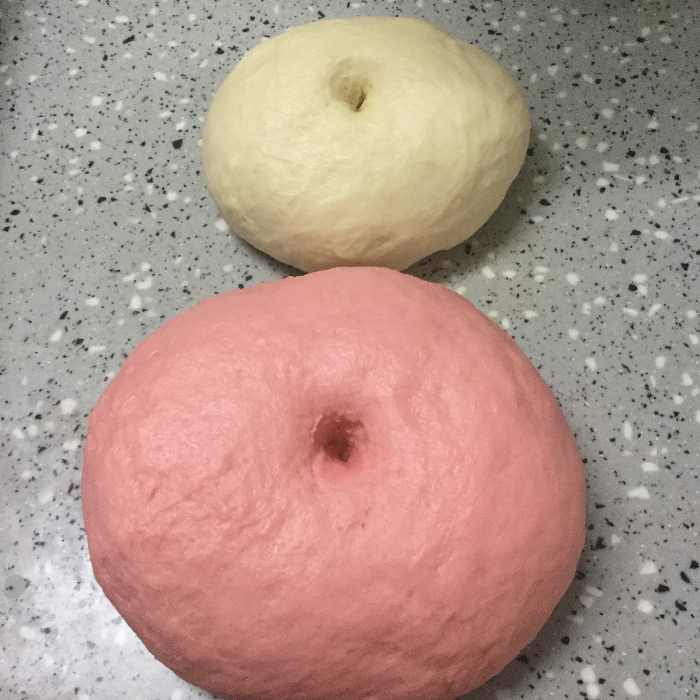 粉色少女夢幻玫瑰花面包的做法 步骤1